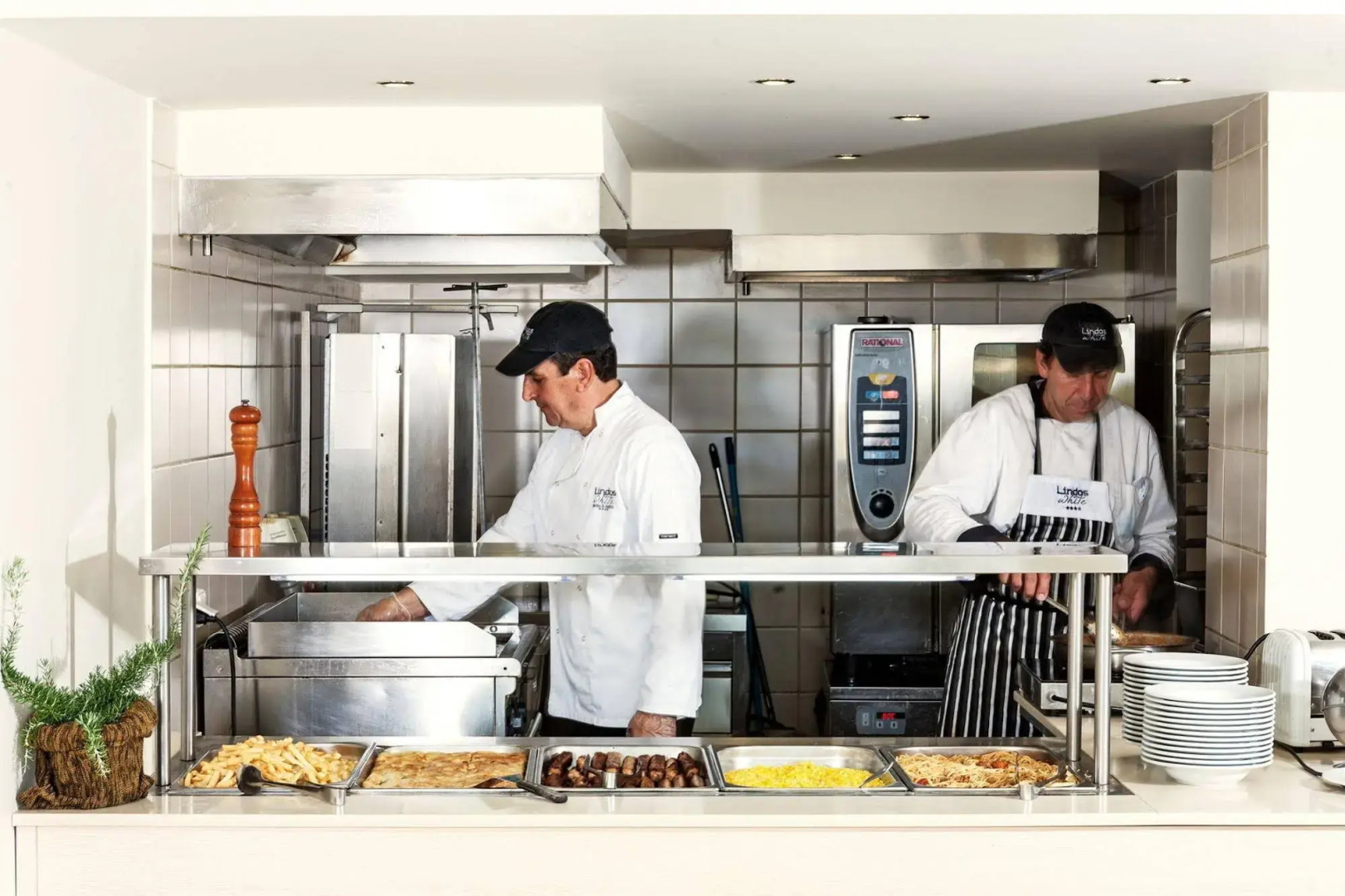 Lindos White Hotel & Suites