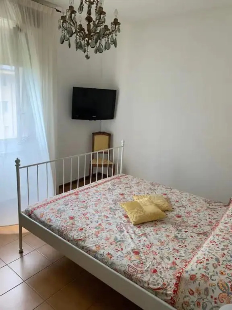 Arenzano, a 2km dal mare