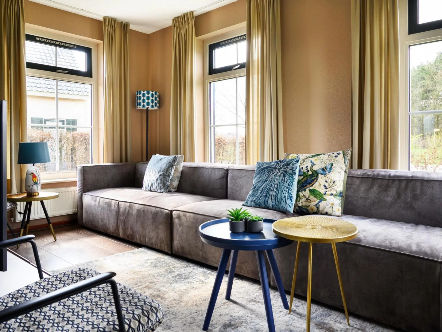 Stylish holiday home in Groningen with jetty