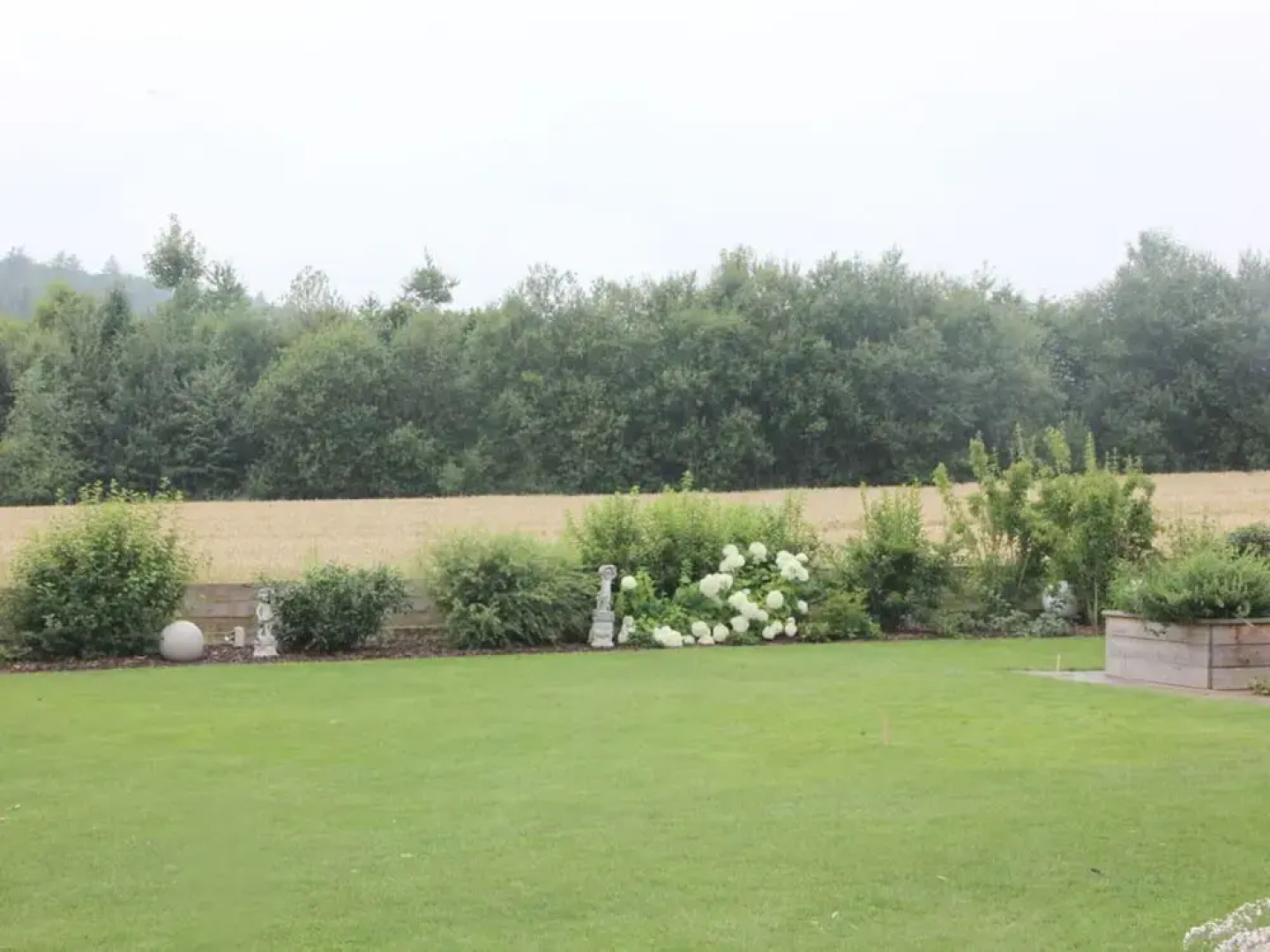 "weserbergland" Modern Retreat