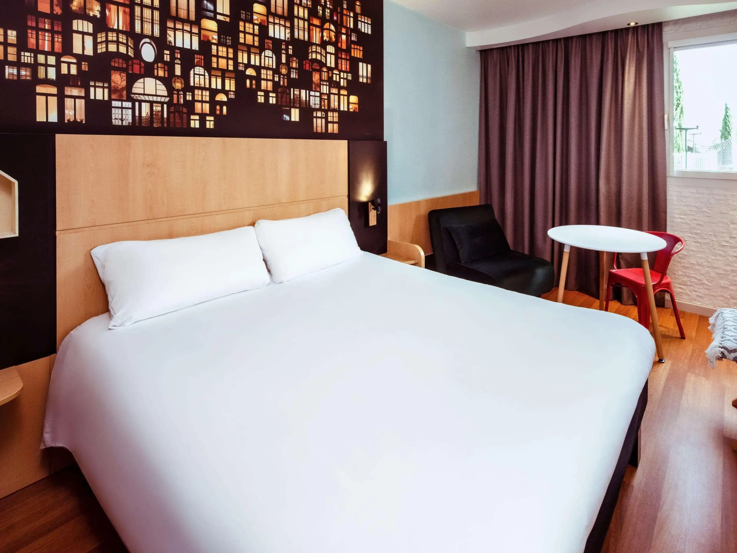 ibis Macon Sud Crêches