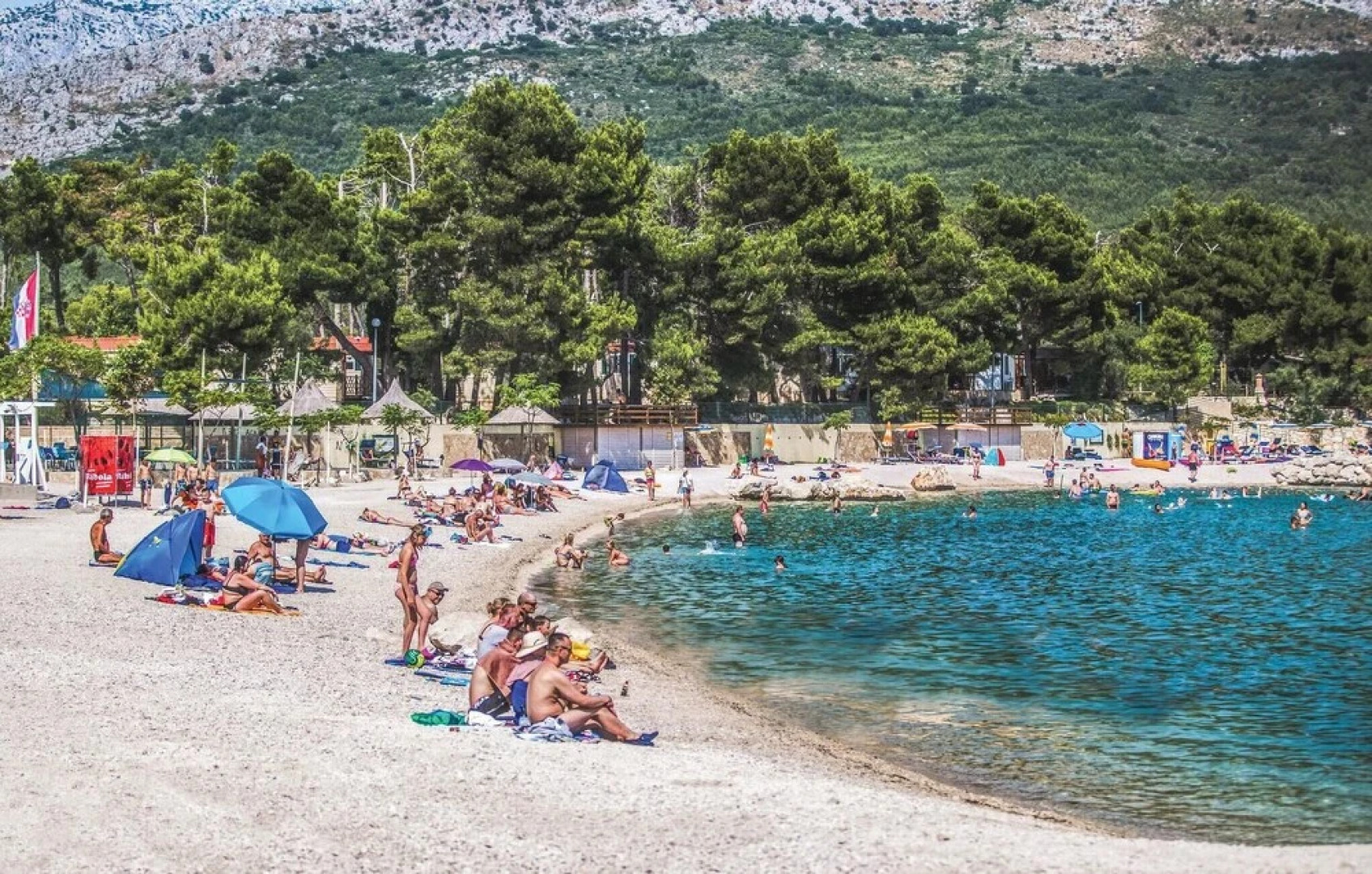 Amazing Home in Zrnovnica With Wifi and 2 Bedrooms