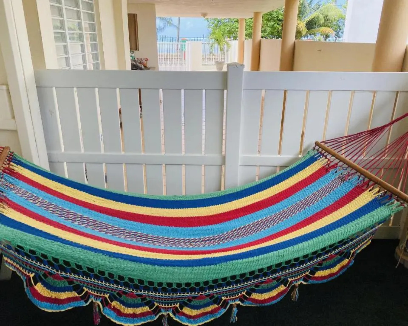 Tropical Breeze 2 Bed 2 Bath