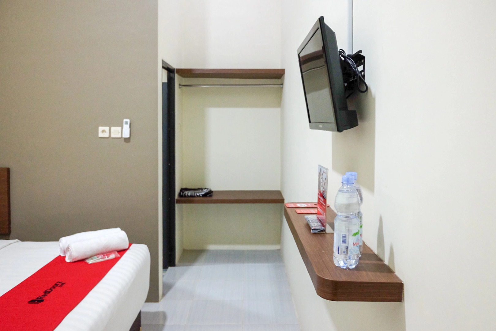 RedDoorz Syariah near Exit Tol Pemalang Comal 2