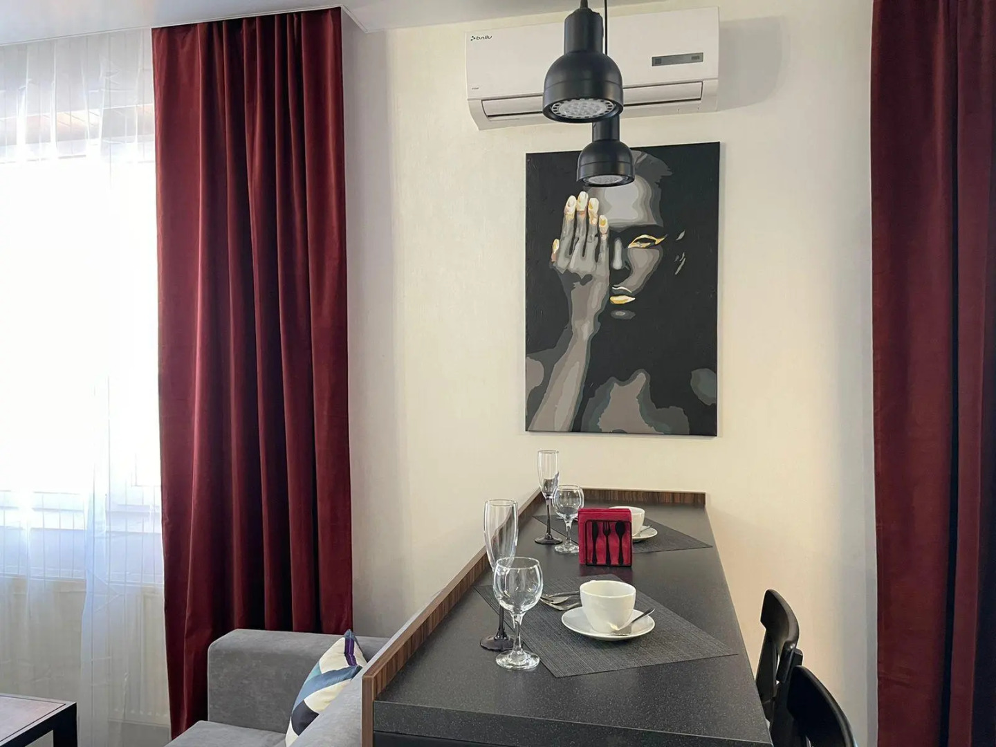 ЖивиТУТ на улице Партизанская 203