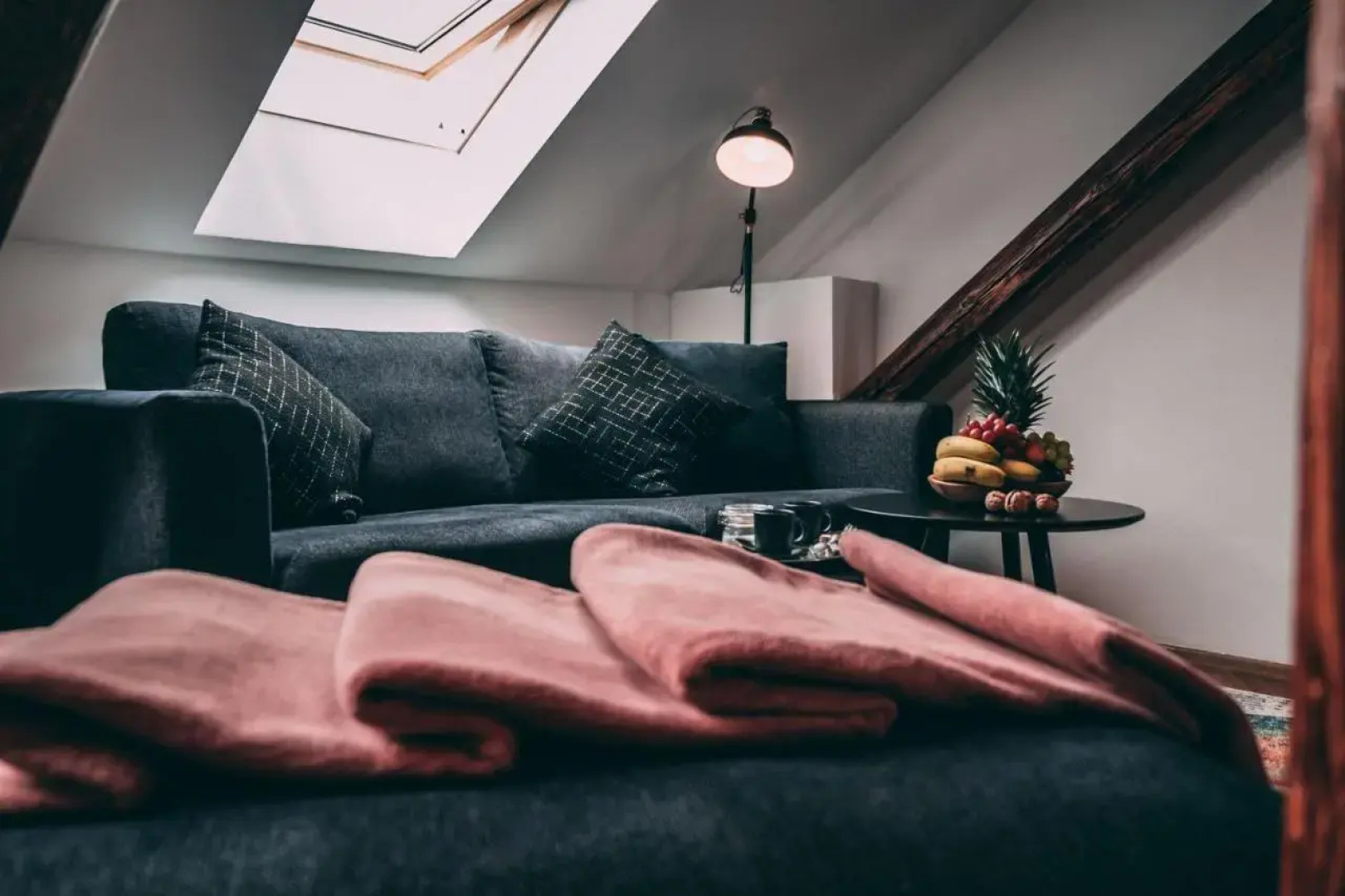 Luxury Oasis, Sauna, AC and Free Parking