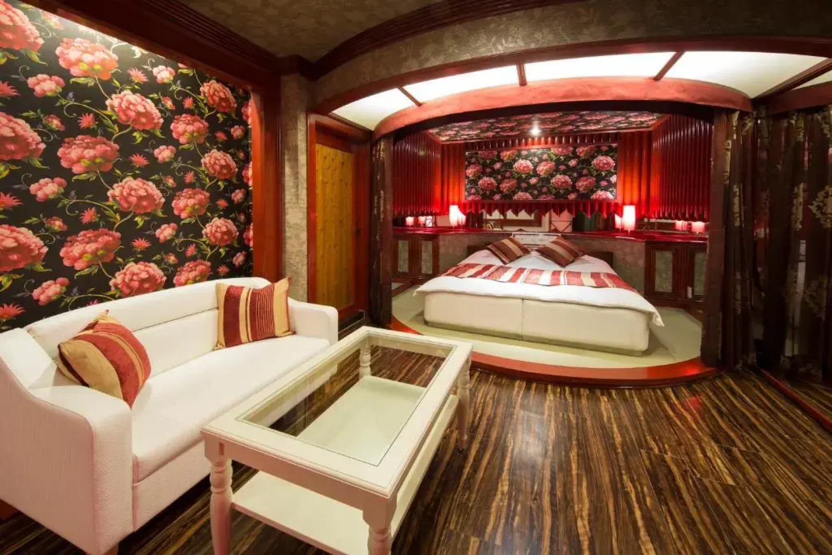 ホテル　ミロワール