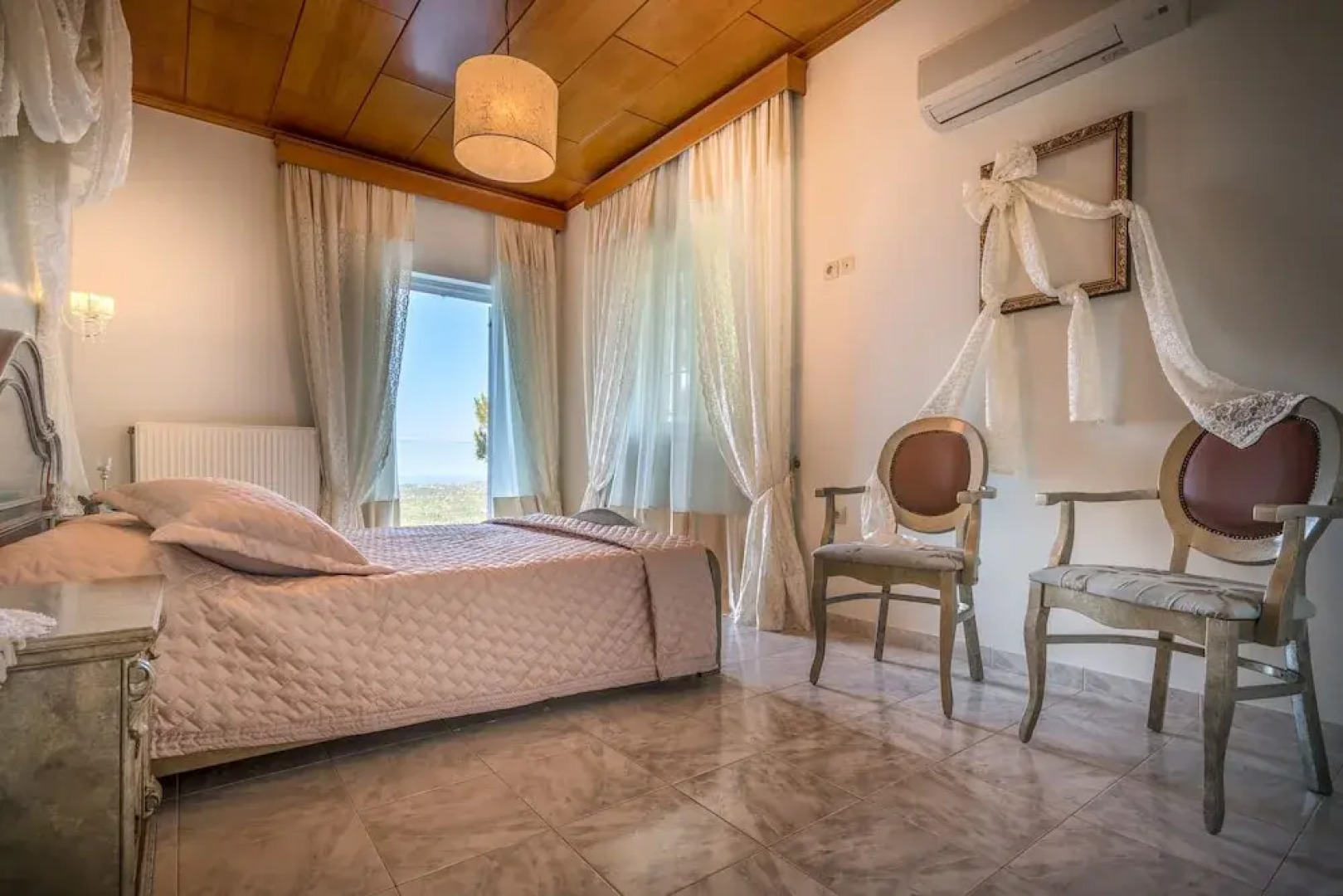 Castelli Luxury Villa