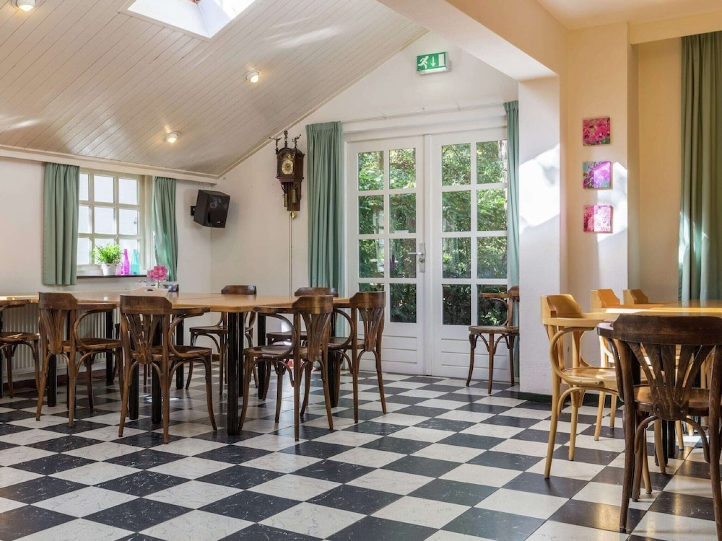 Spacious Holiday Home in Bergeijk With Garden