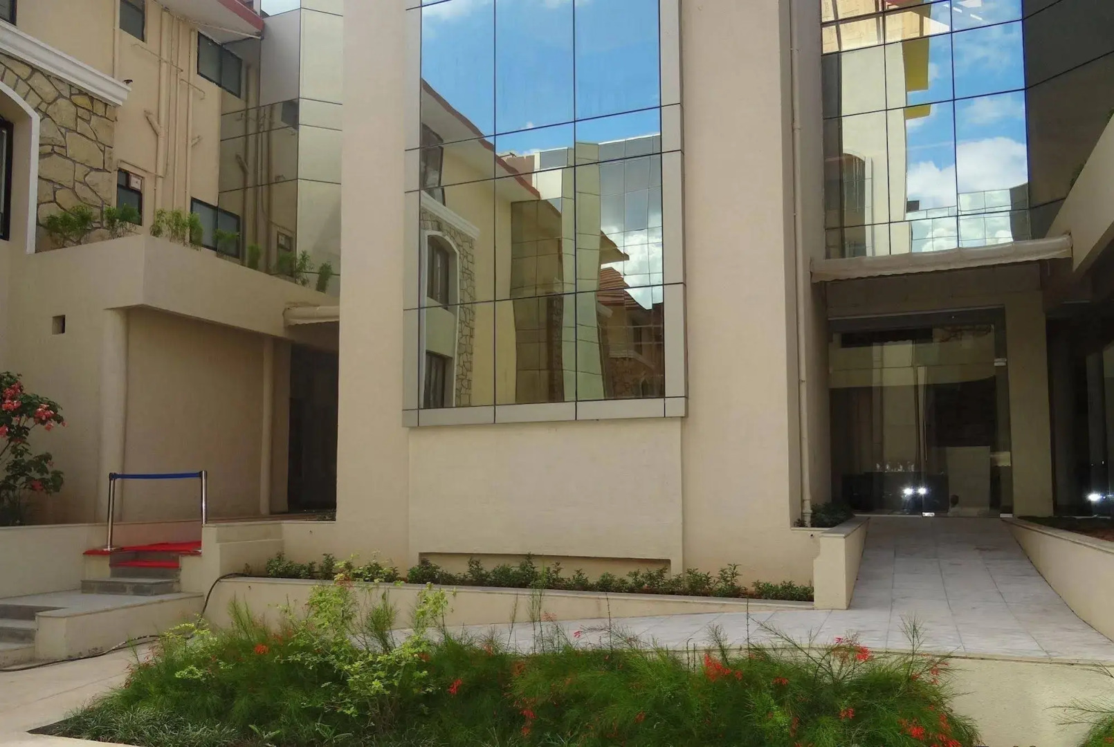 Zip By Spree Hinjewadi