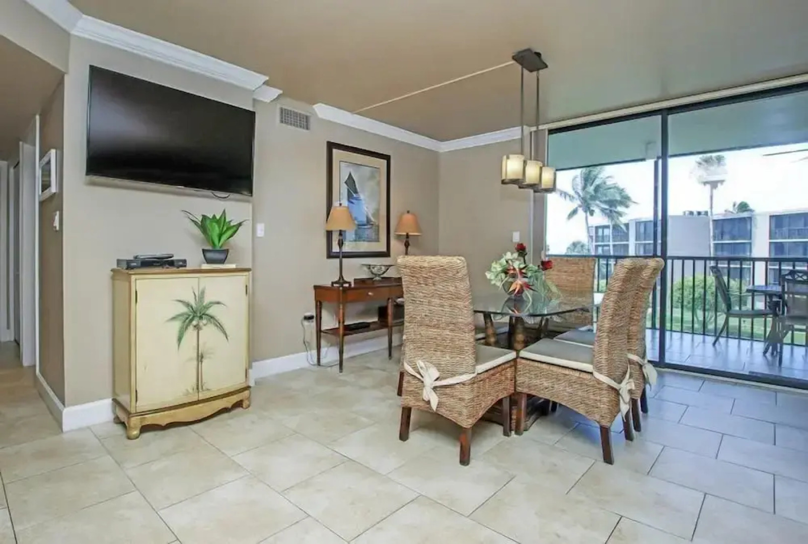 Sundial Beach Resort by Dream Vacation Rentals