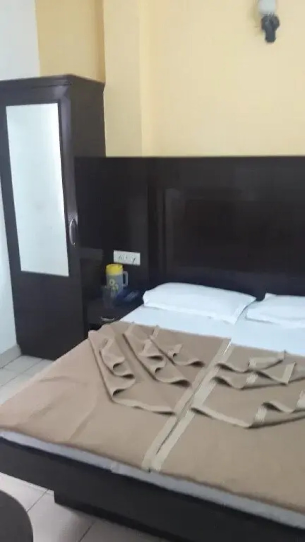 Hotel Shreeram Deluxe