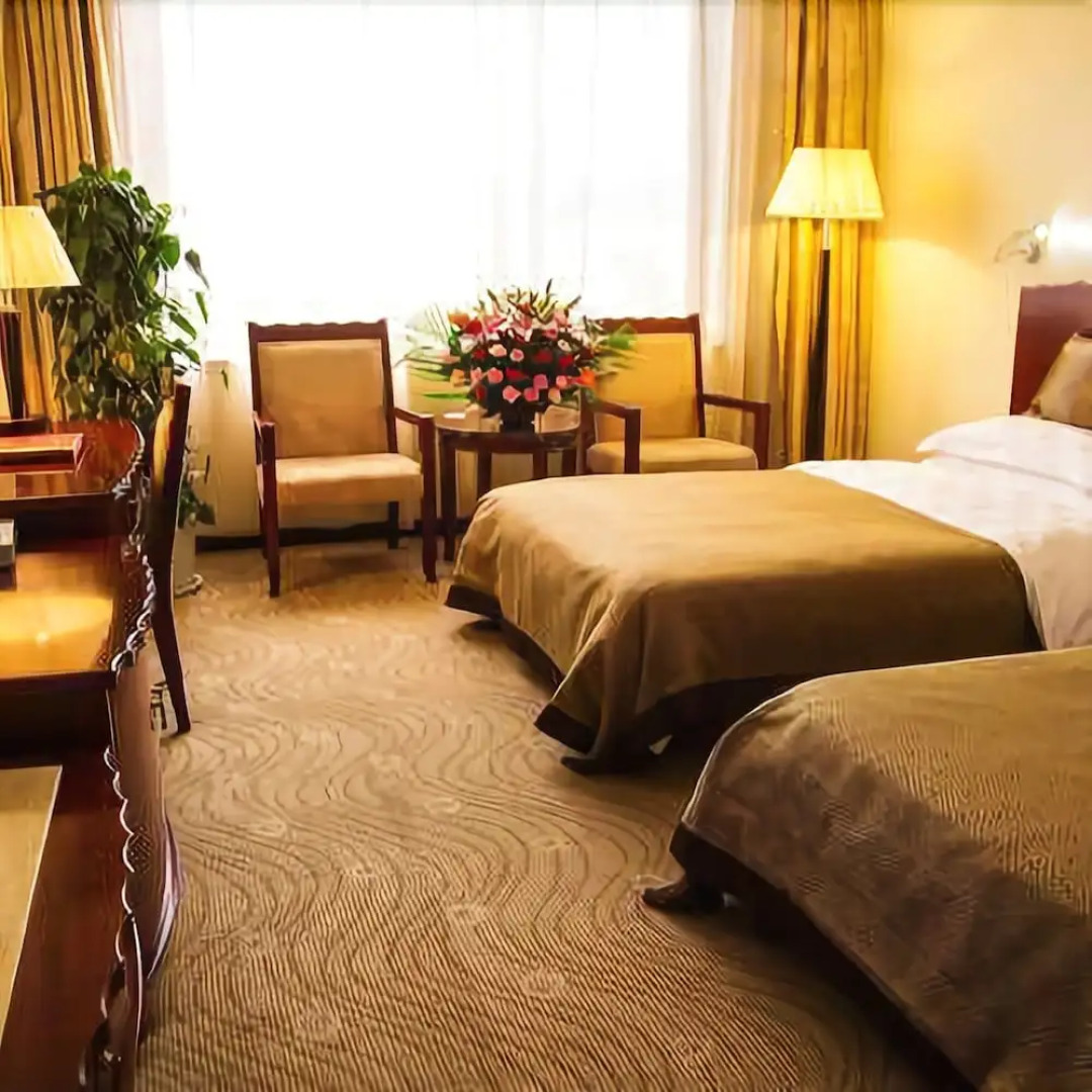 Xinkaitong Hotel Ruili