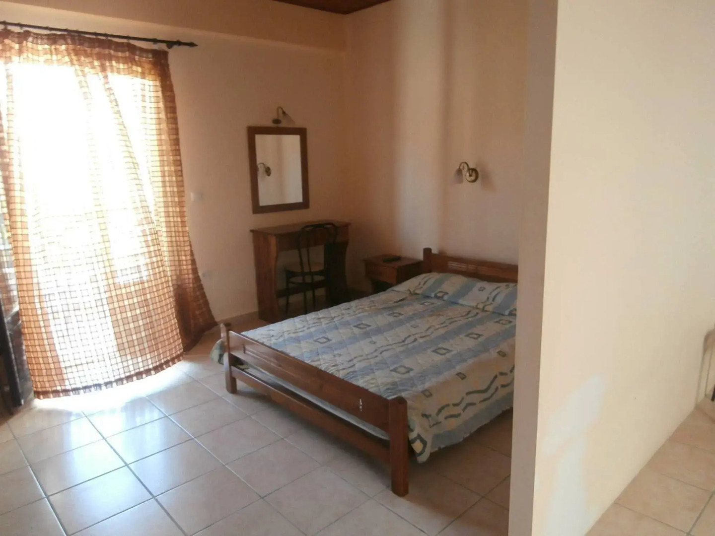 Glafki Studios & Apartments