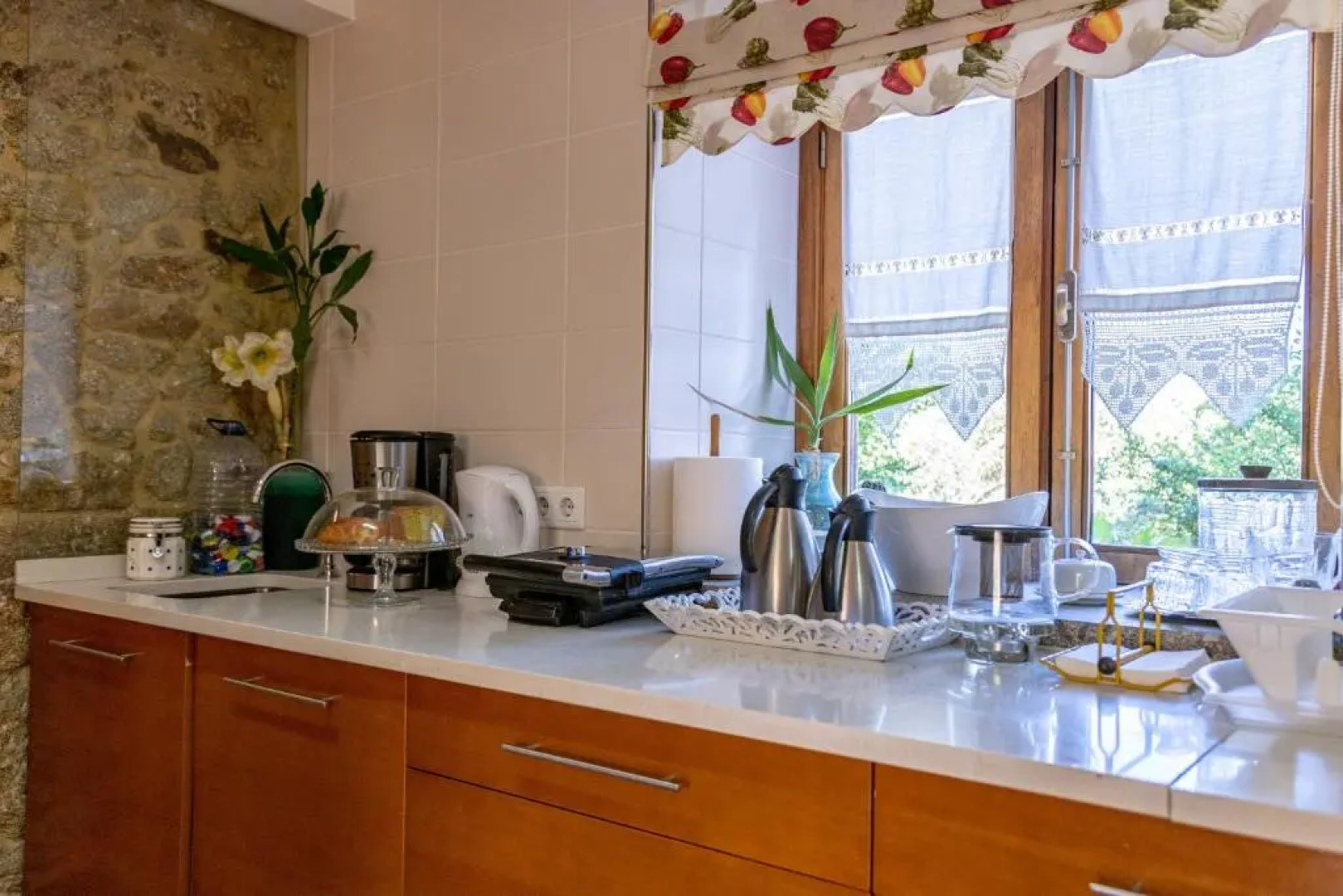 House with 5 bedrooms in Braga with wonderful mountain view private pool enclosed garden 30 km from the beach