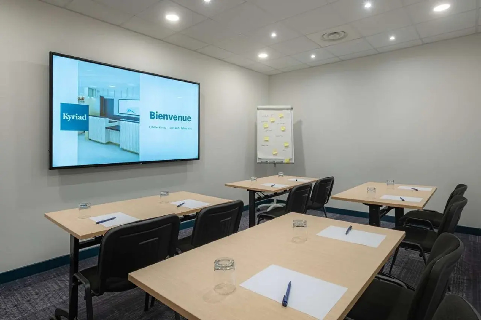 Kyriad Tours Sud - Ballan Miré