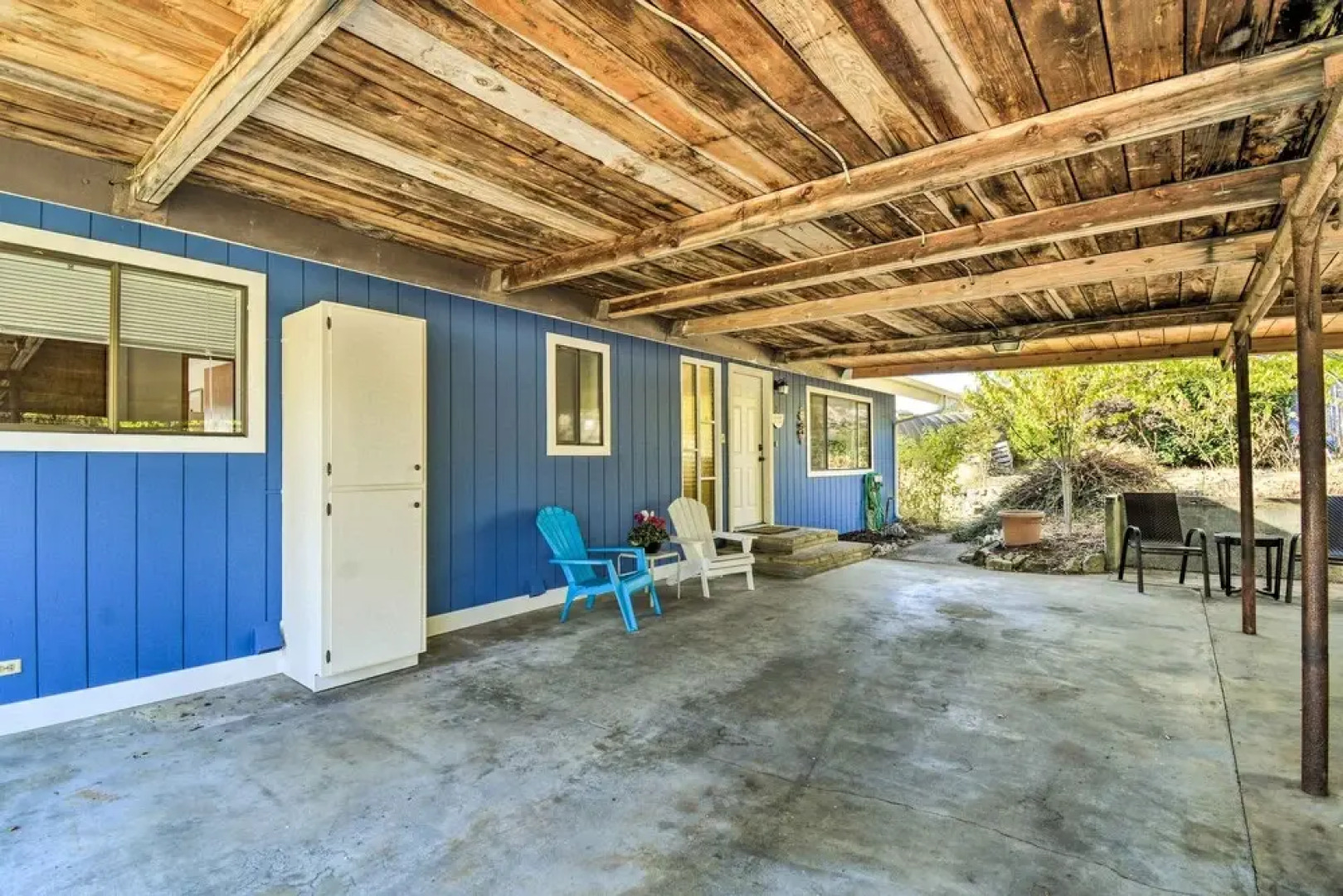 Relaxing Poulsbo Duplex w/ Liberty Bay Views!