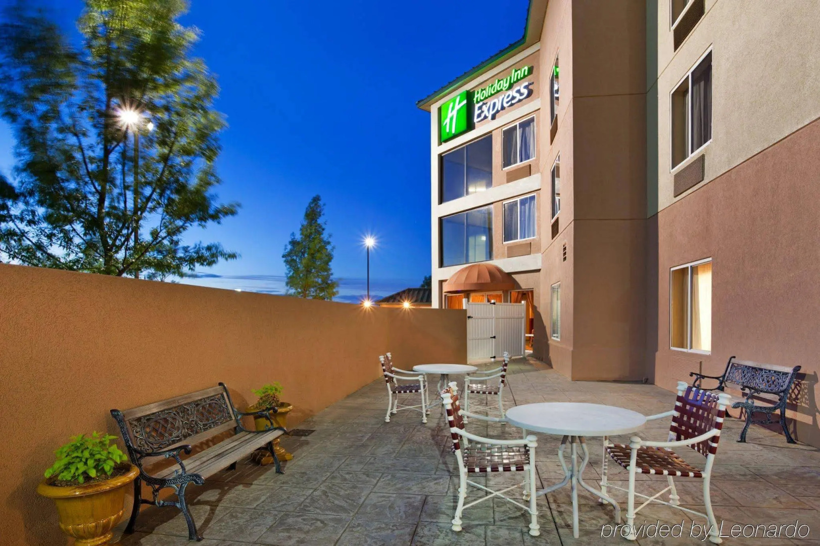 Holiday Inn Express Hotel and Suites Kings Mountain by IHG
