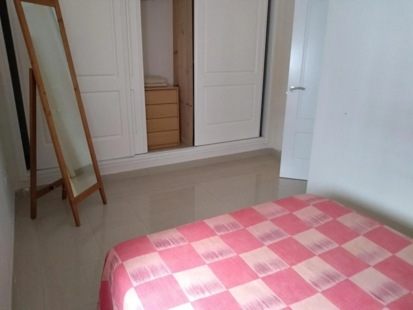 Playa Y Montaña: Naturaleza Y Armonía