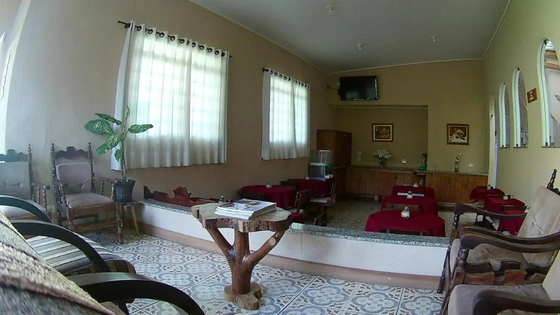 Queiroz Palace Hotel