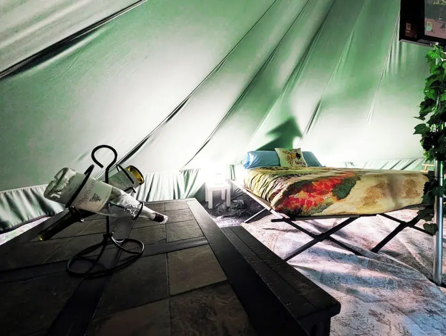 POV Lake Resort & Glamping Campground