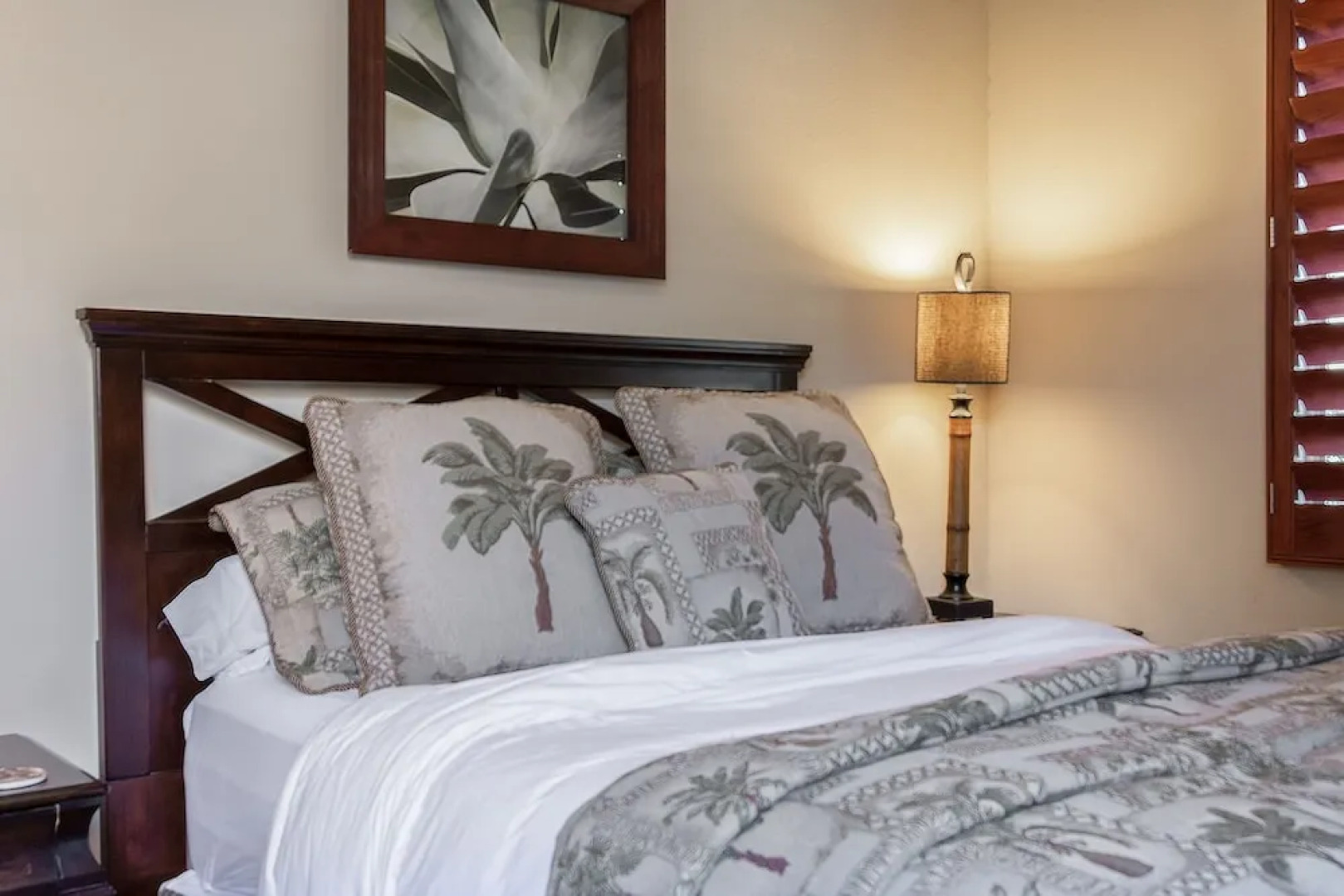 Serenity in the Desert Five Bedroom House