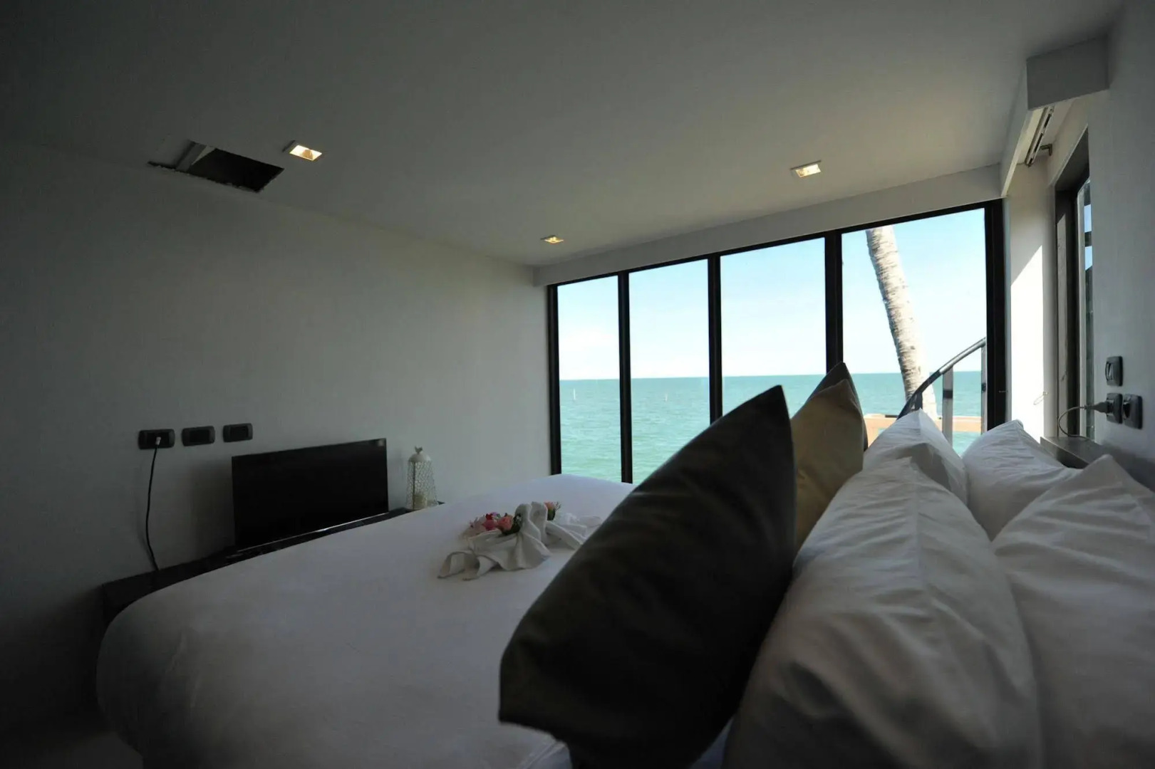 Eco Moment Beach Resort Hadchaosamran