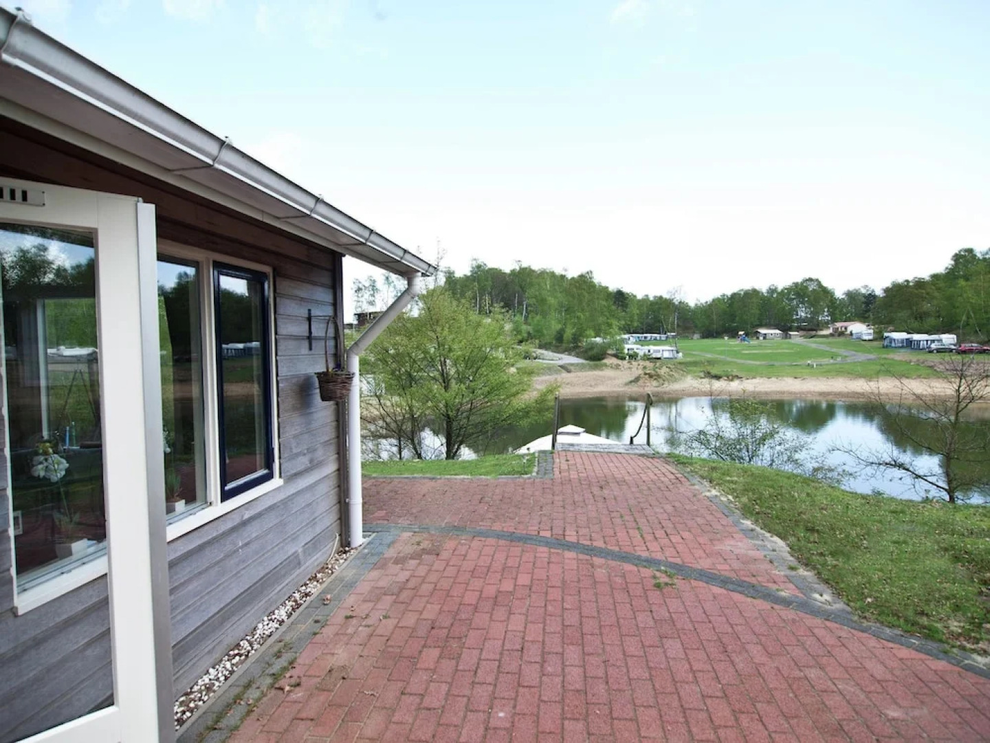 Lake View Detached Chalet near Netherlands Border