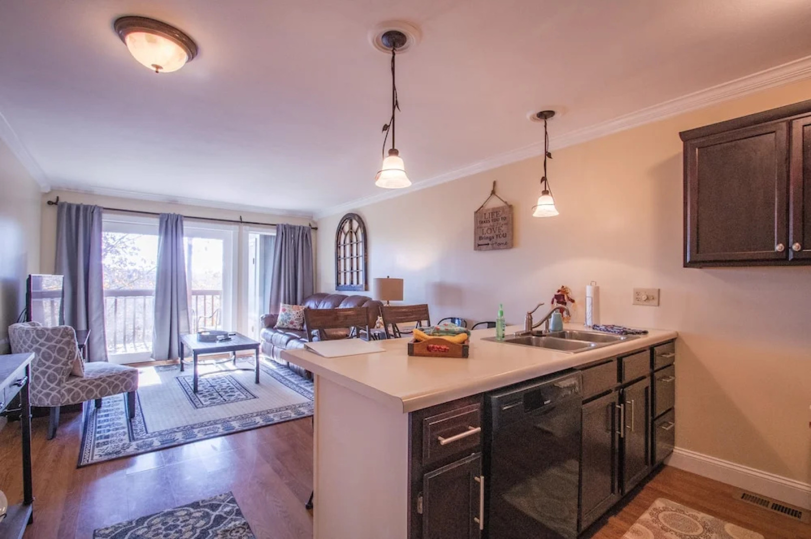 The Cozy Nest 2 Bedroom Condo