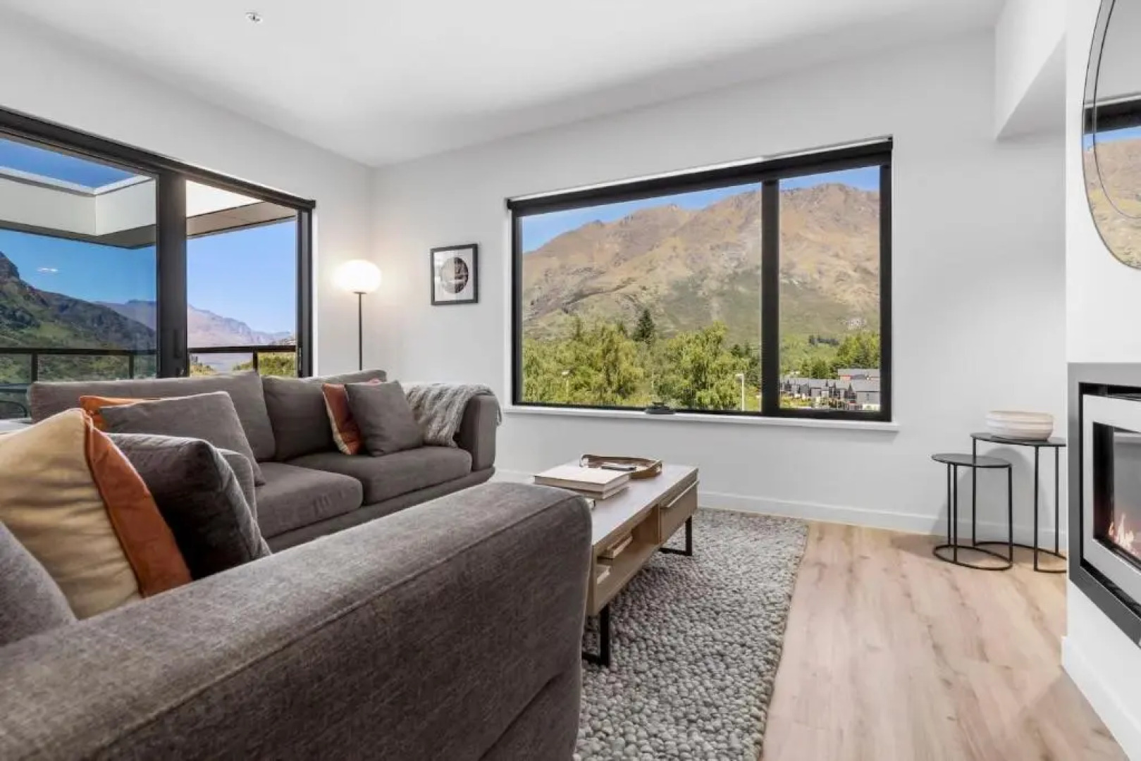 Riverview Penthouse - Apartment 19