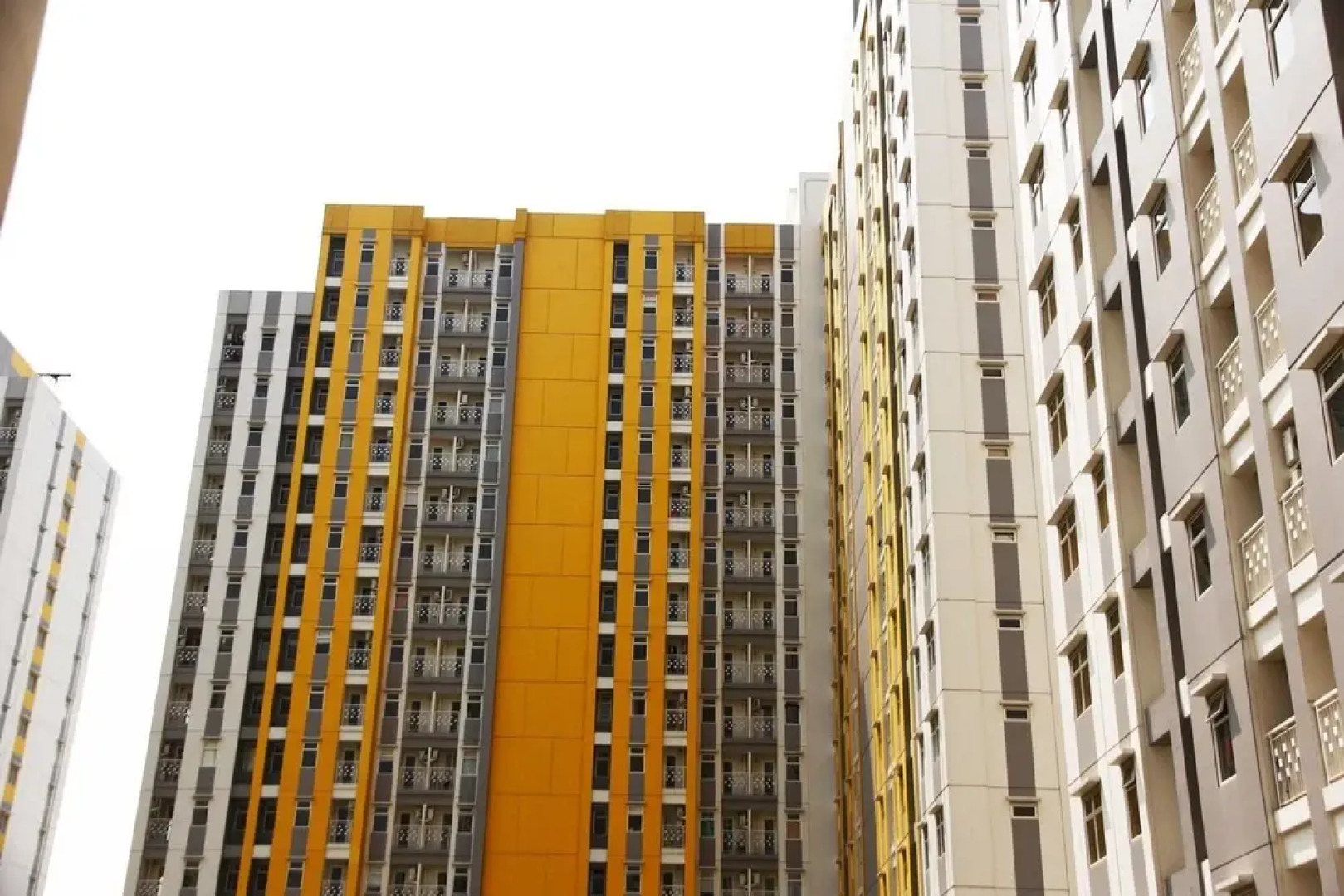 Comfortable The Springlake Summarecon Apartment