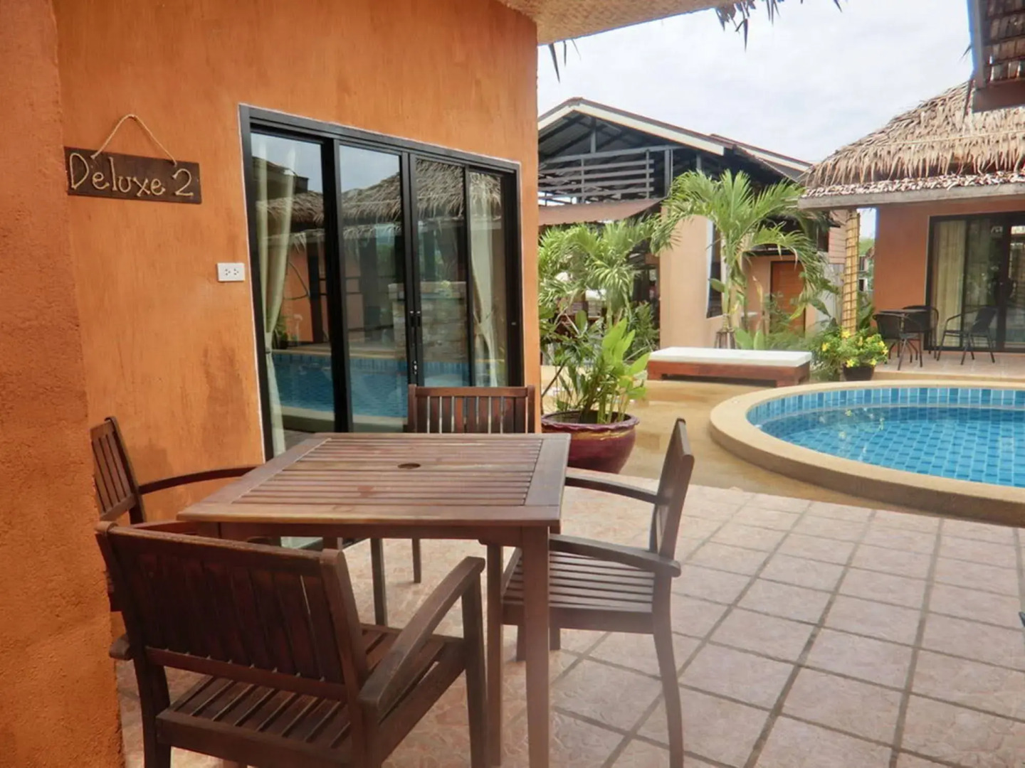 Panisara Pool Villa Huahin