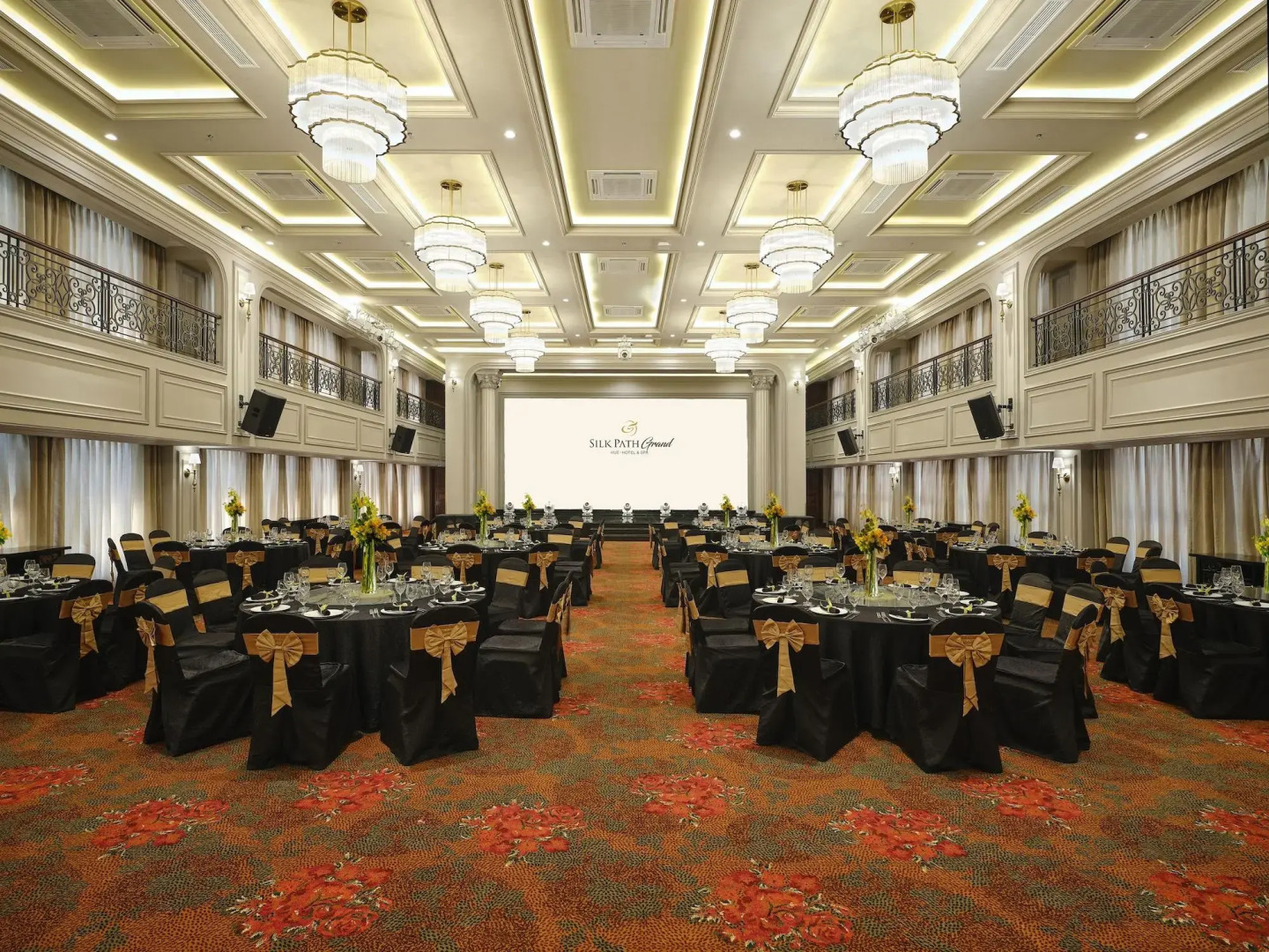 Silk Path Grand Hue Hotel