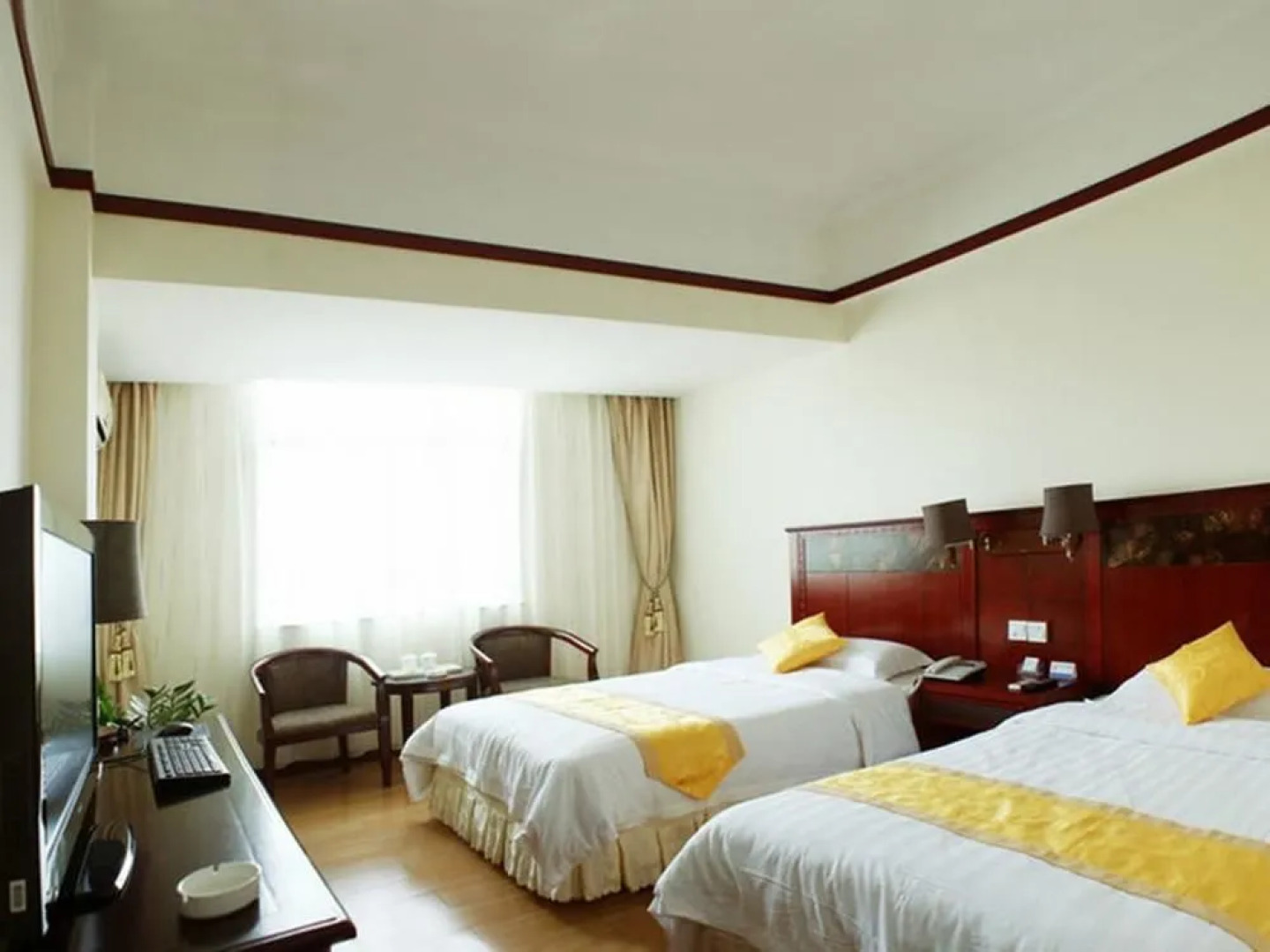 Haikou Huayuan Tiedao Hot Spring Hotel