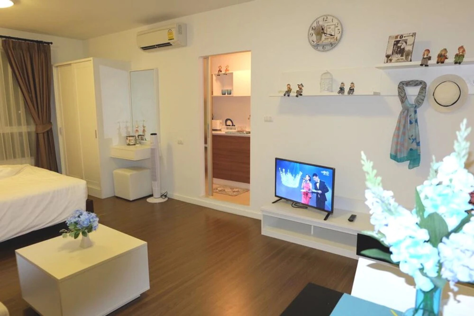 Baan Thew Lom Cha Am 339-758