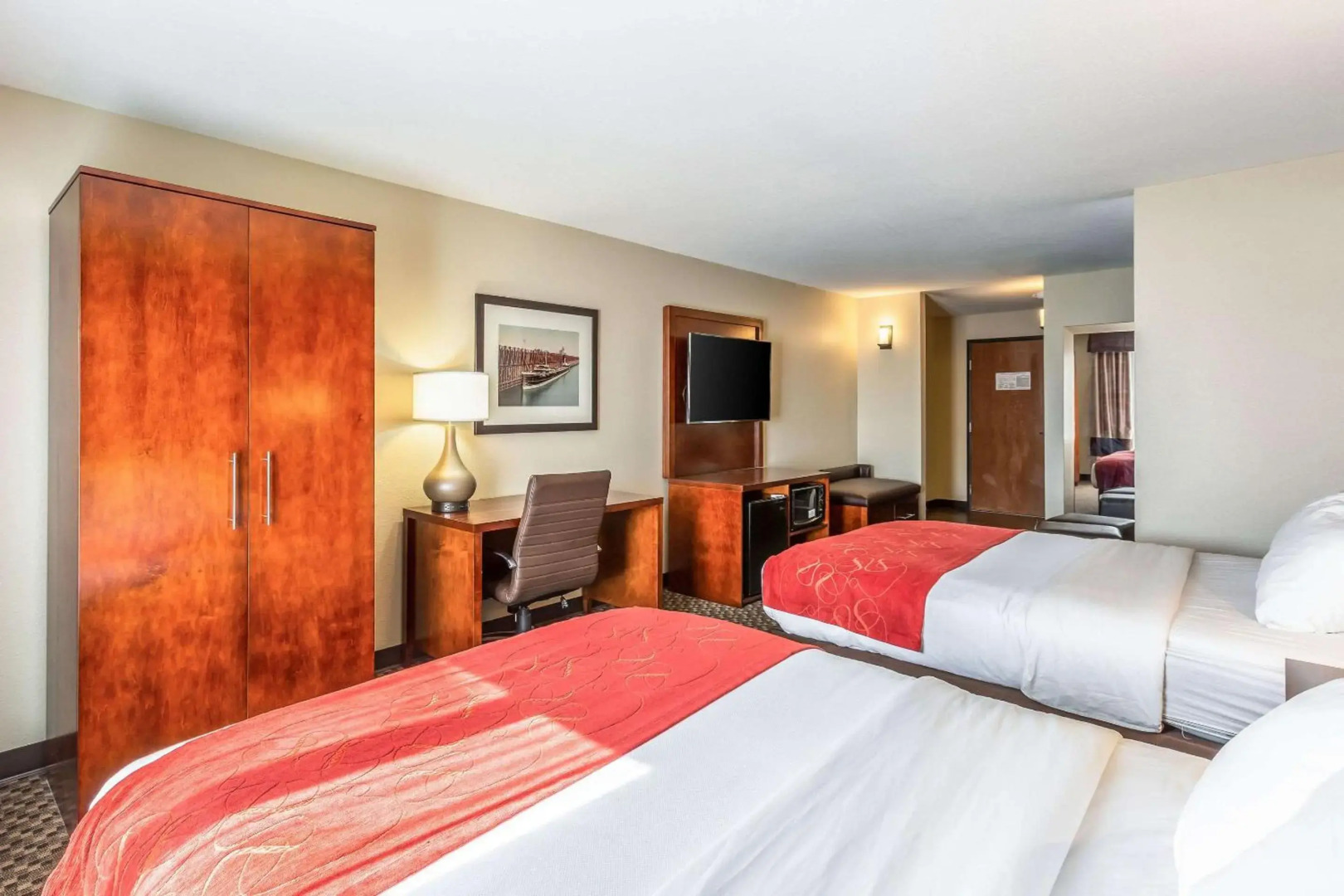 Comfort Suites Escanaba West