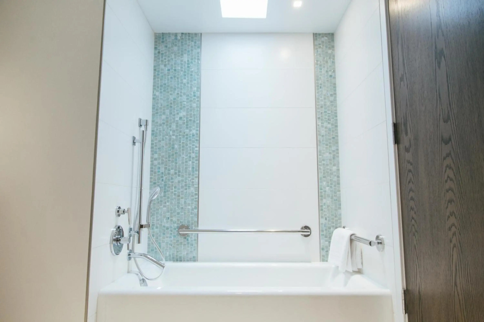 H2O Hermosa Beach Hotel