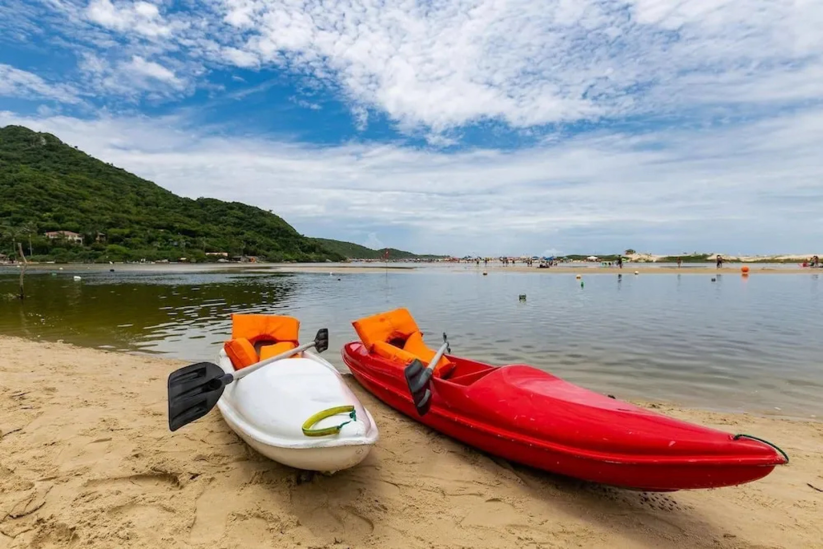 Pé na Areia! Ao Lado do Centrinho da Guarda!