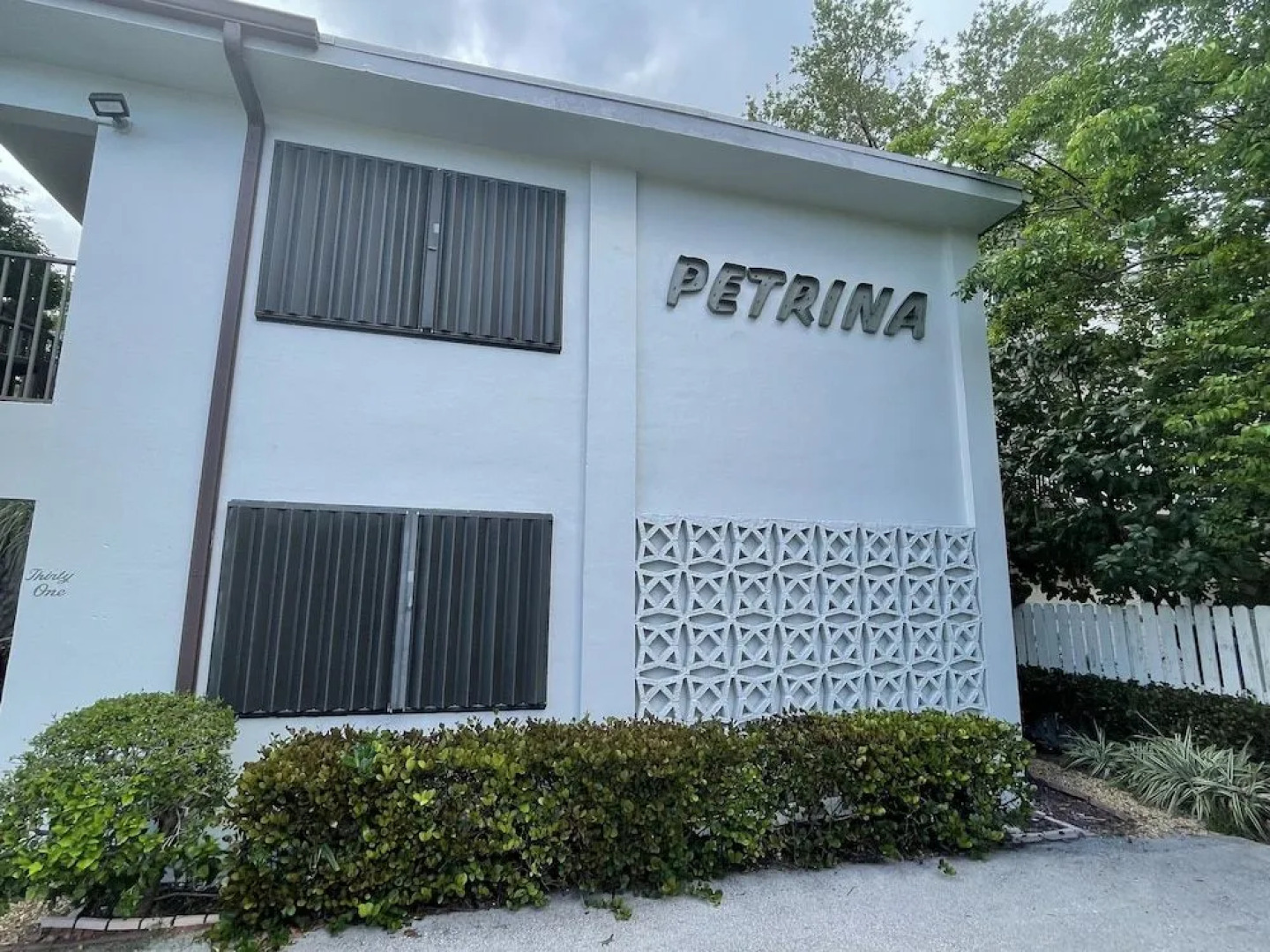 Petrina Studio Apartment