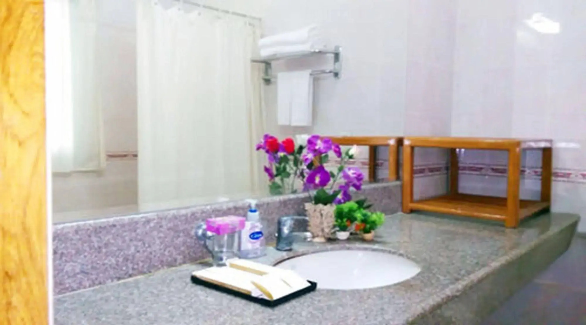 Excel River View Hotel