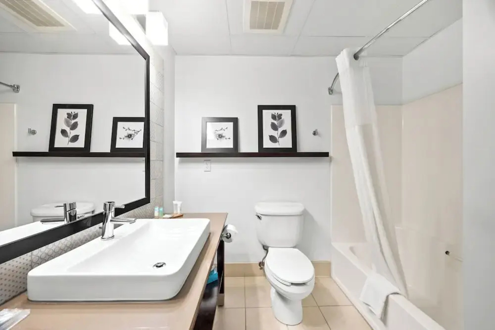 Independence Stay Hotel & Suites