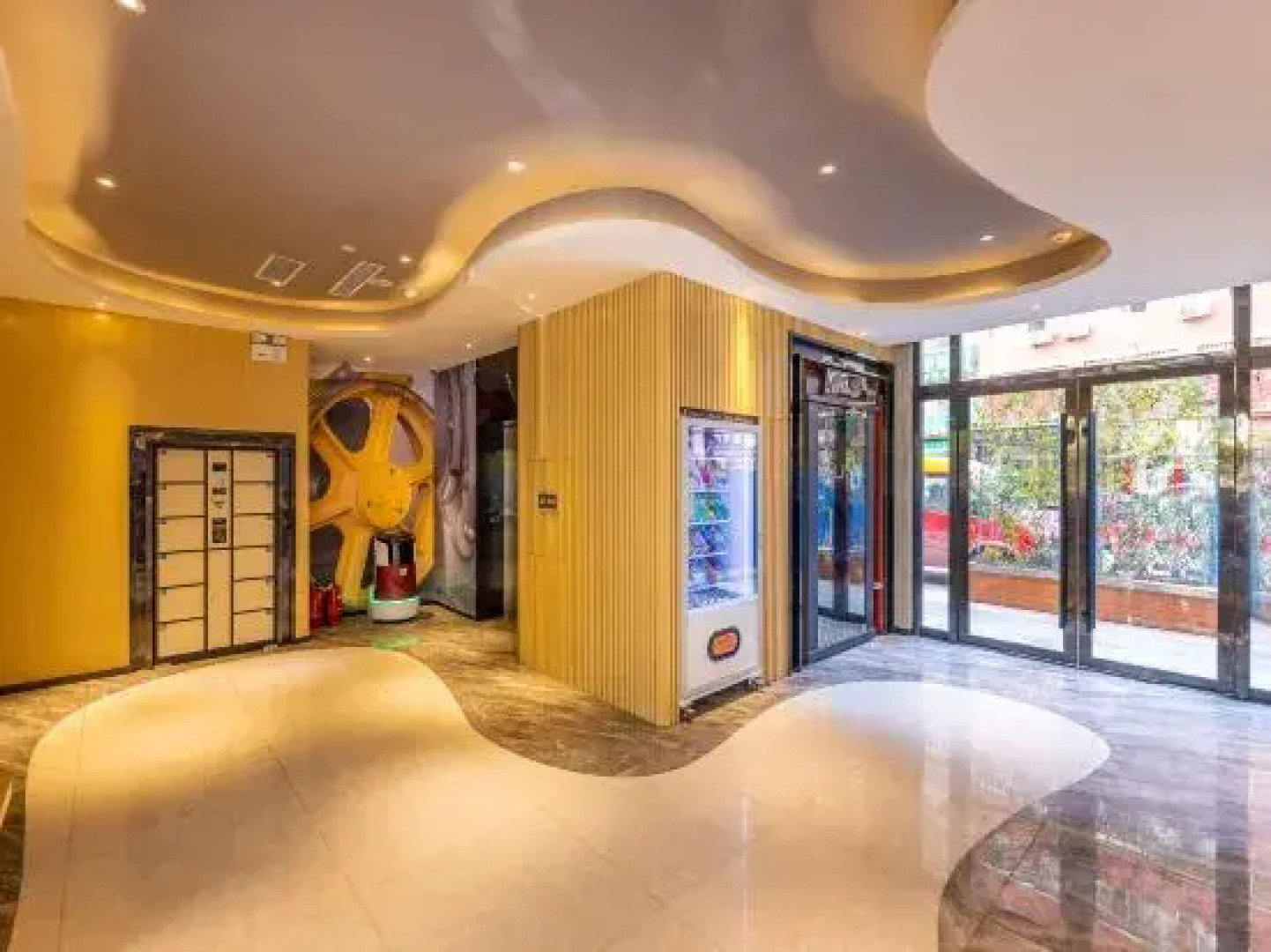 Ibis Hotel (Longnan Railway Station)