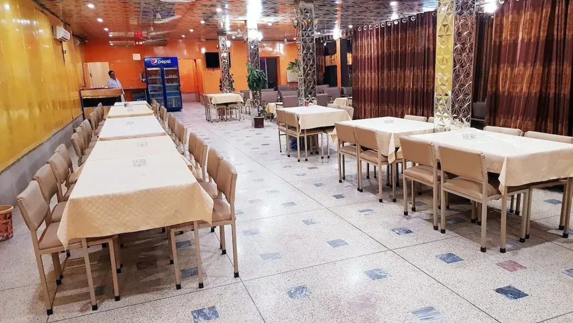 Hotel Spogmay & Kehkeshan Restaurent