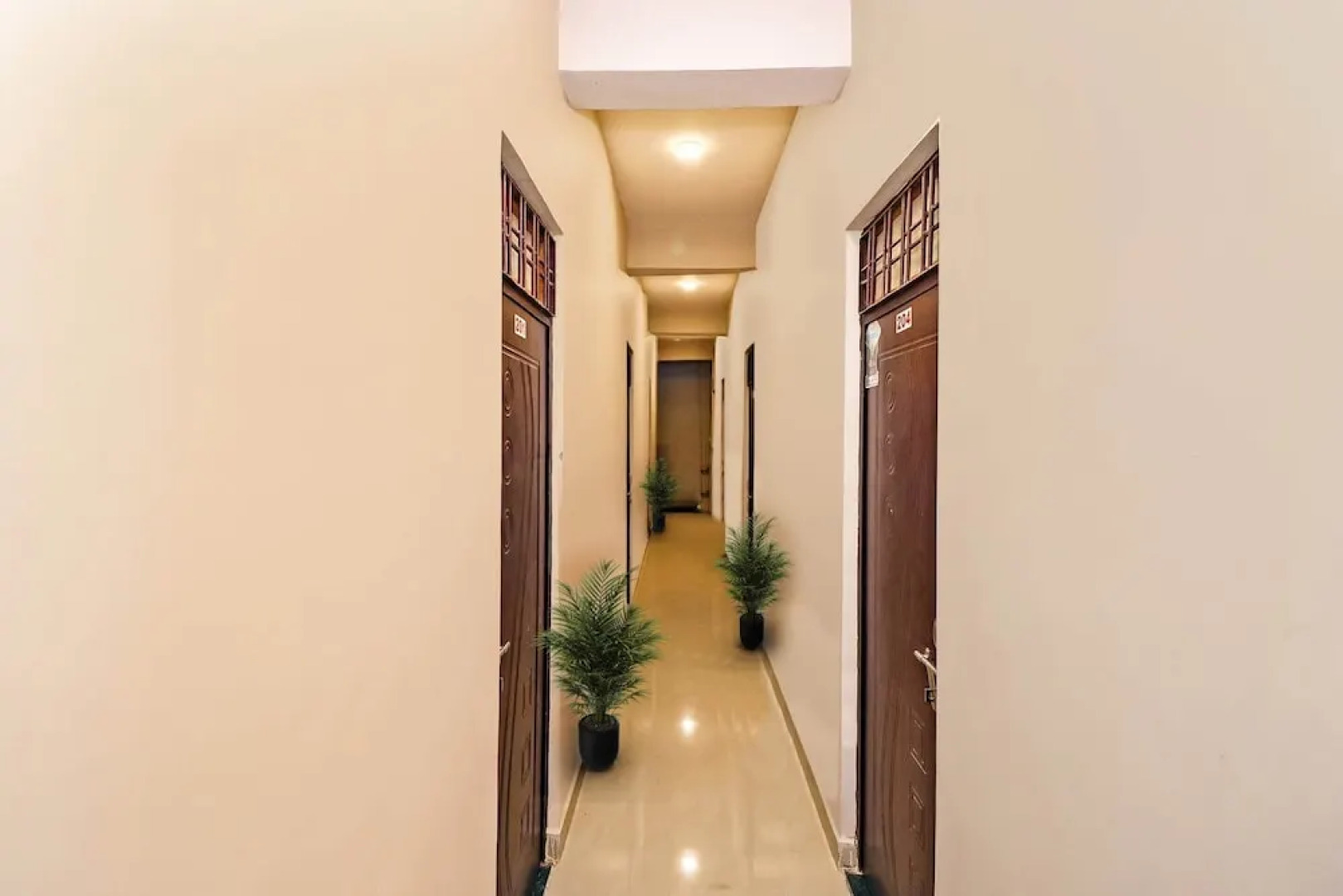 SPOT ON 37467 Shivram Hotel