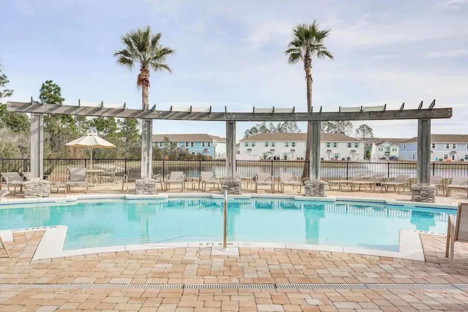 PCB Townhome w/ Deck & Pool Access: 3 Mi to Beach!