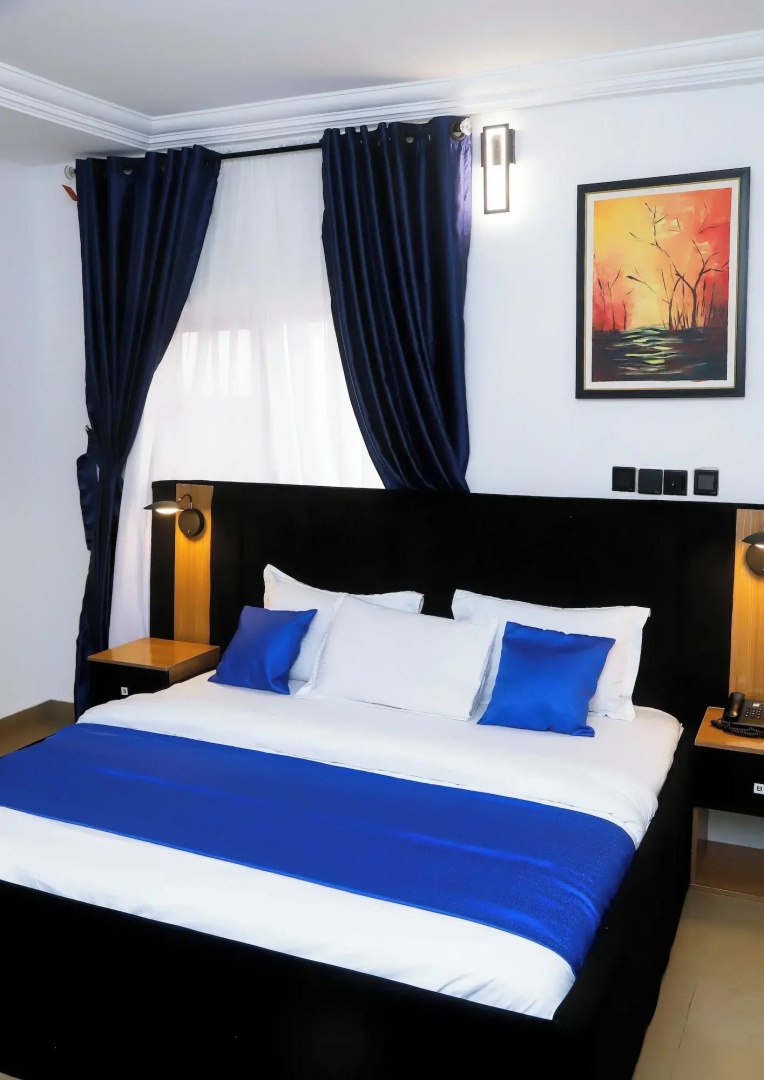 Western Dreams Hotel