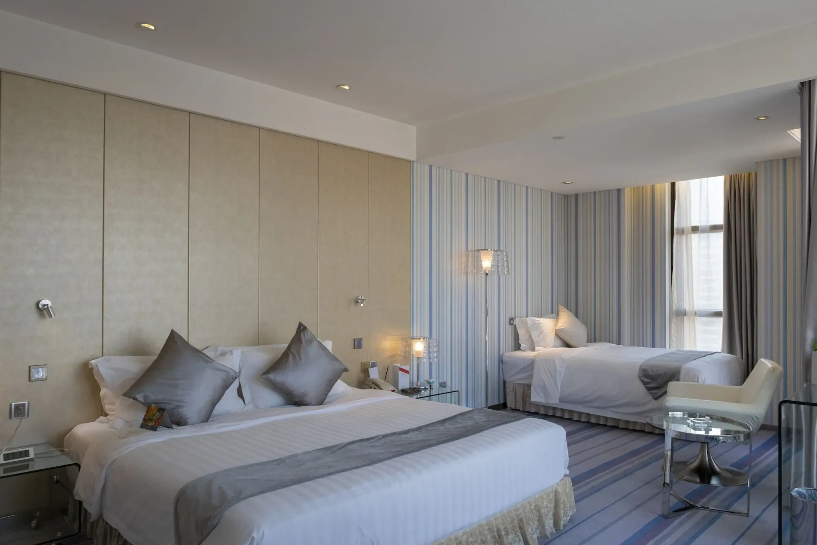 Luoyang Christian's Hotel