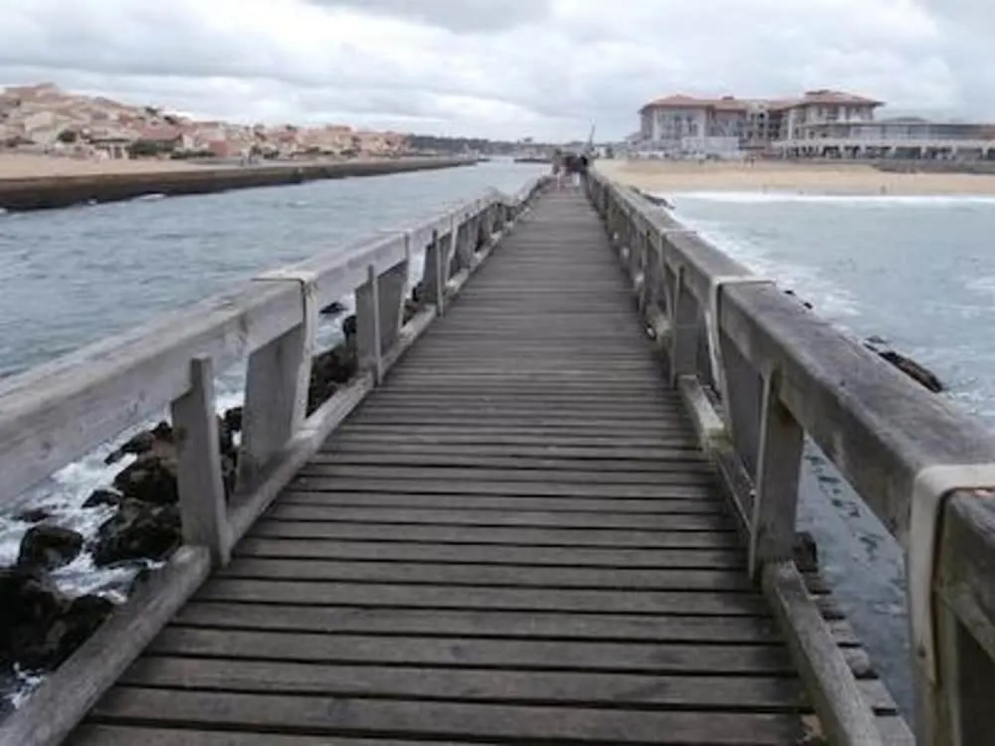 Bungalow With 2 Bedrooms in Saint-paul-lès-dax, With Pool Access, Furn