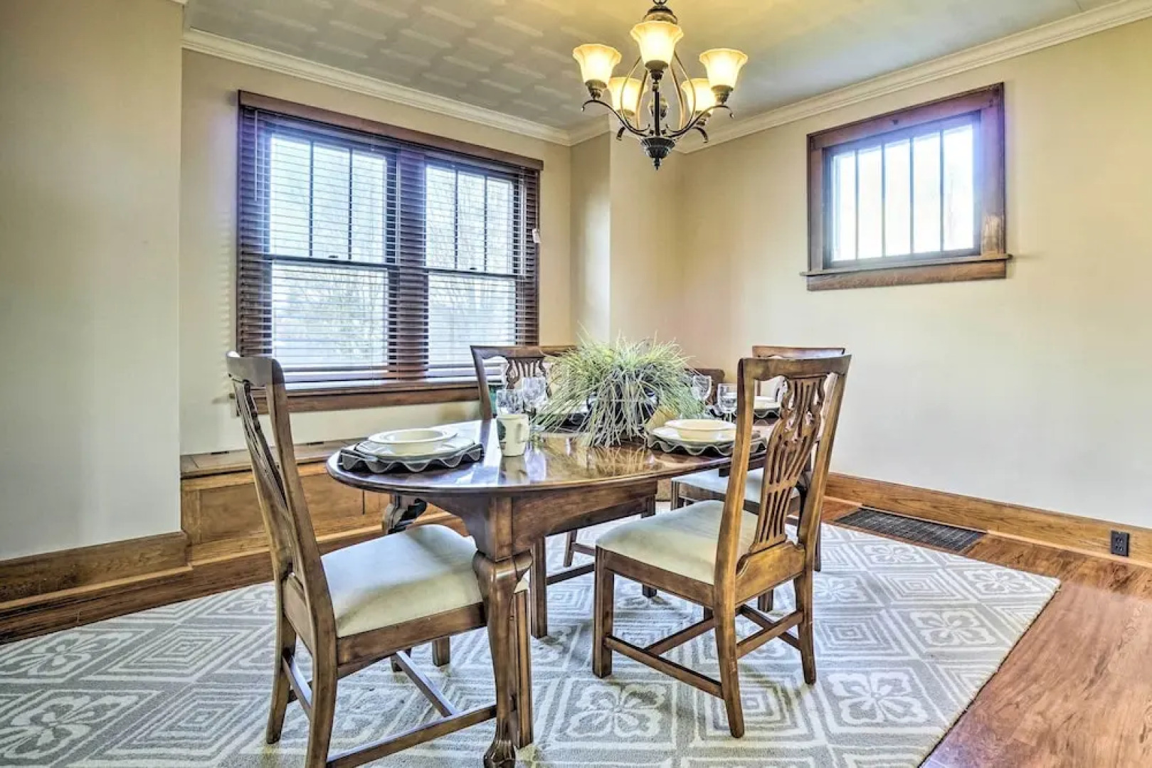 Charming & Family-friendly Zanesville Home!