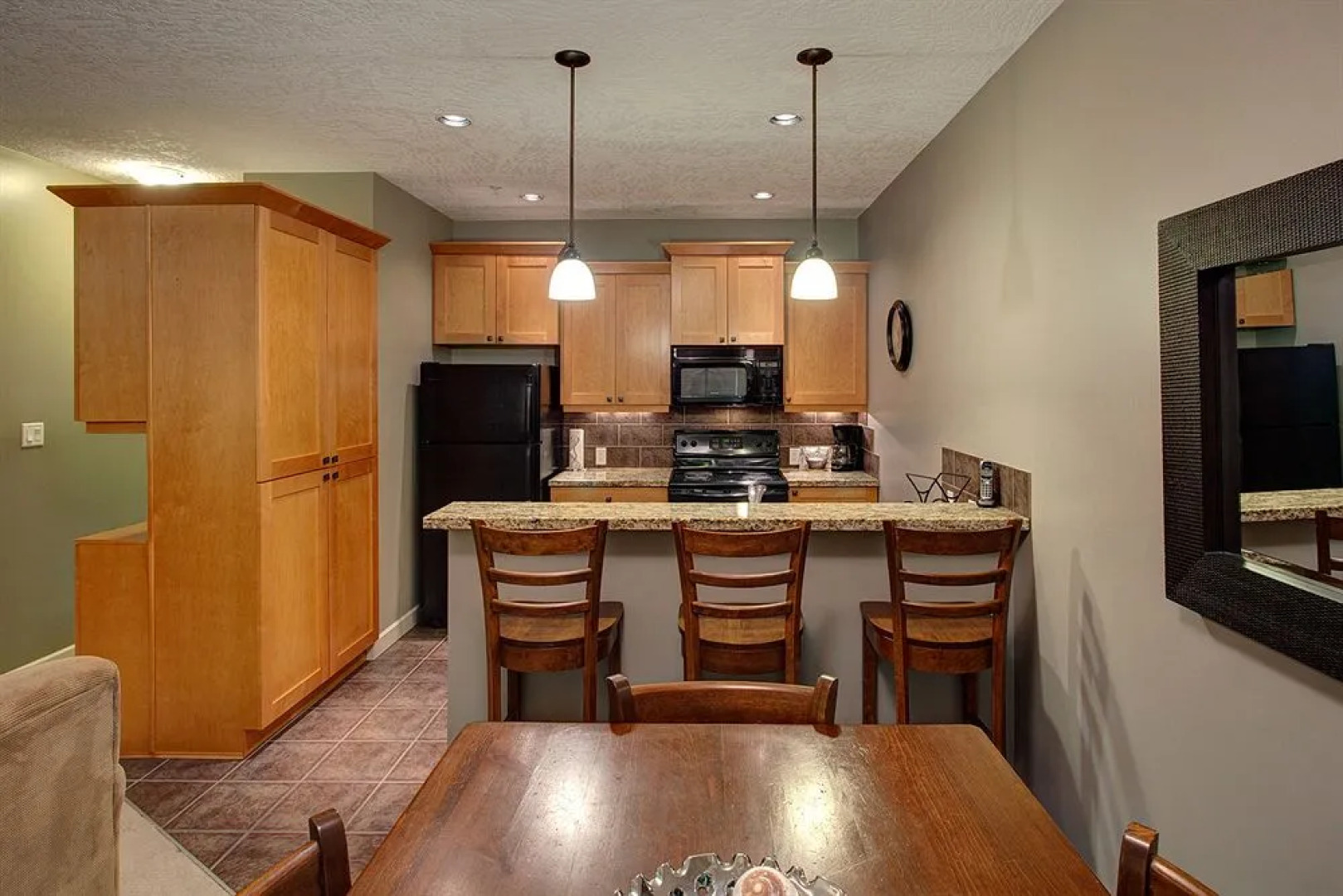 Sooke Harbour Resort and Marina